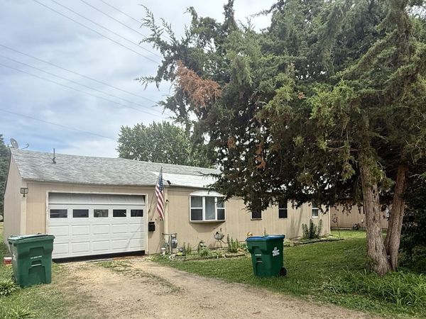 306 S Green Avenue , Polo, IL 61064
