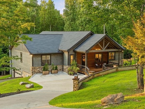 371 Windfield Circle, Blue Ridge, GA 30513