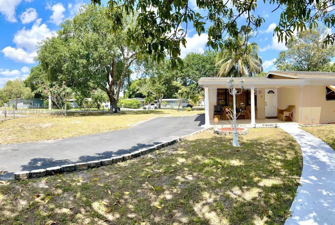 1536 NW 15th Avenue, Fort Lauderdale, FL 33311 Photo