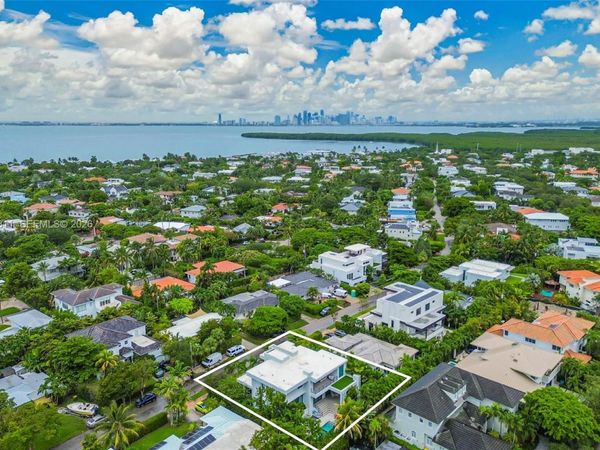 445 Ridgewood Rd, Key Biscayne, FL 33149