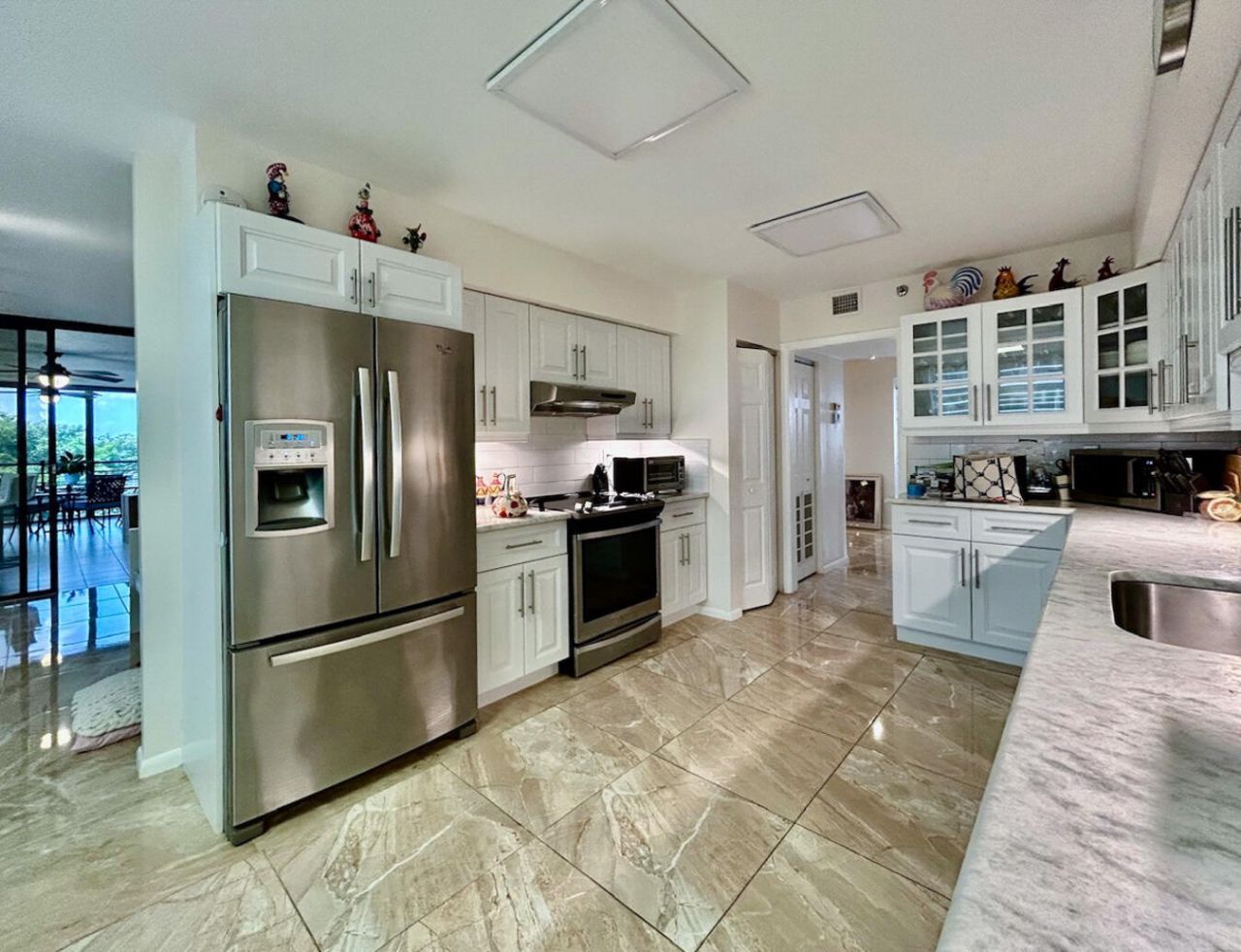 7568 Regency Lake Drive, Unit 602, Boca Raton, FL 33433 Photo