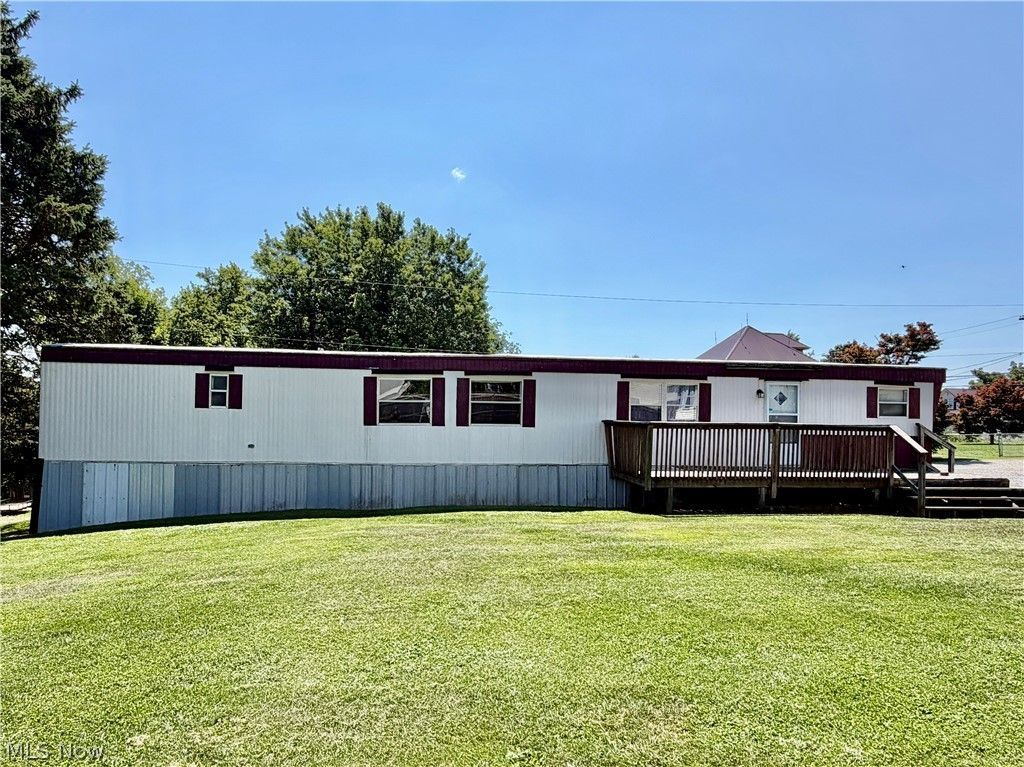 136 Northwest Street , Flushing, OH 43977
