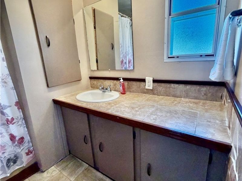 136 Northwest Street, Unit 1, Flushing, OH 43977 Photo 13
