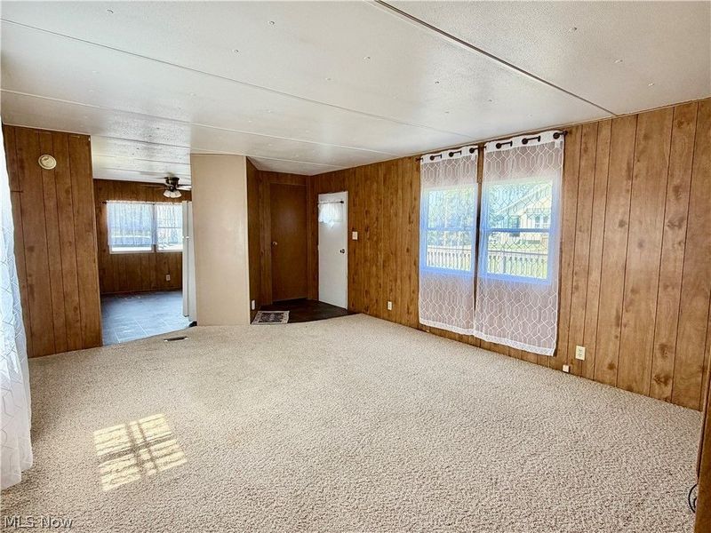 136 Northwest Street, Unit 1, Flushing, OH 43977 Photo 5