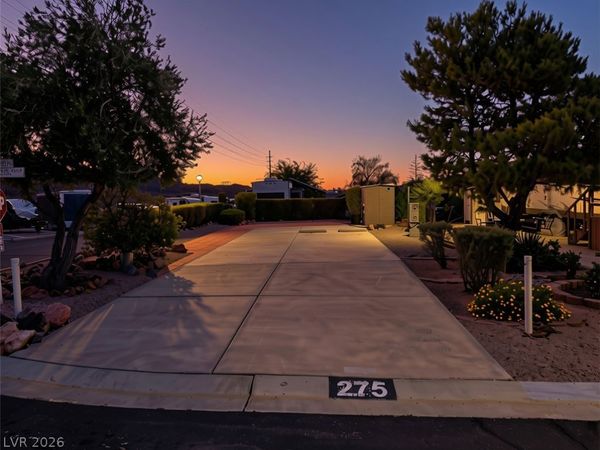 871 Robin Way , Boulder City, NV 89005