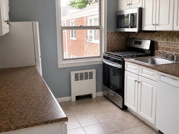 205 W Post Road , Unit E2H, White Plains, NY 10606