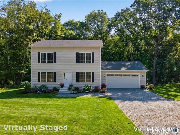 1033 Old Colchester, Montville, CT 06370