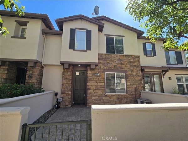 91 Sapphire, Irvine, CA 92602