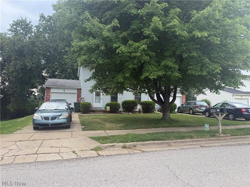 1453 Ellesmere Avenue NW, North Canton, OH 44720 Photo 1