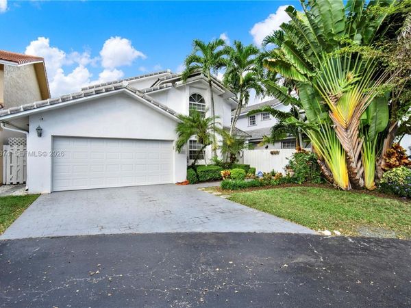 10825 SW 91st Ln , Miami, FL 33176