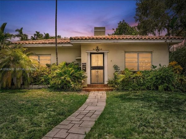 1228 SW 17th St , Miami, FL 33145