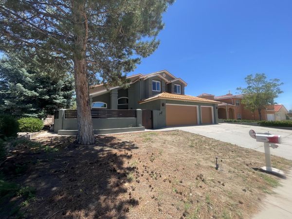 1506 Wells Drive NE, Albuquerque, NM 87112