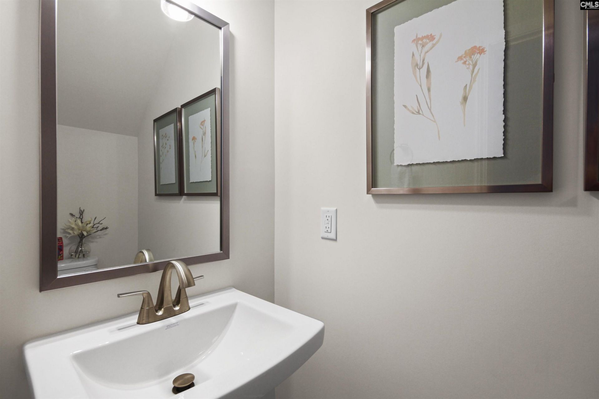 1067 Myers Farm Road  Photo 4