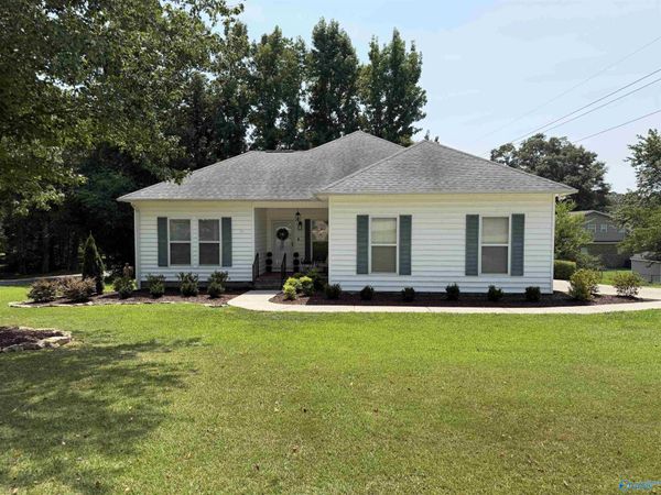 1414 Hickory Street, Albertville, AL 35950