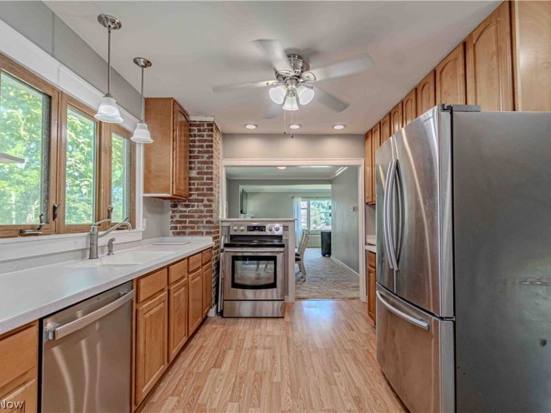 1684 Graham Road, Silver Lake, OH 44224 Photo 14
