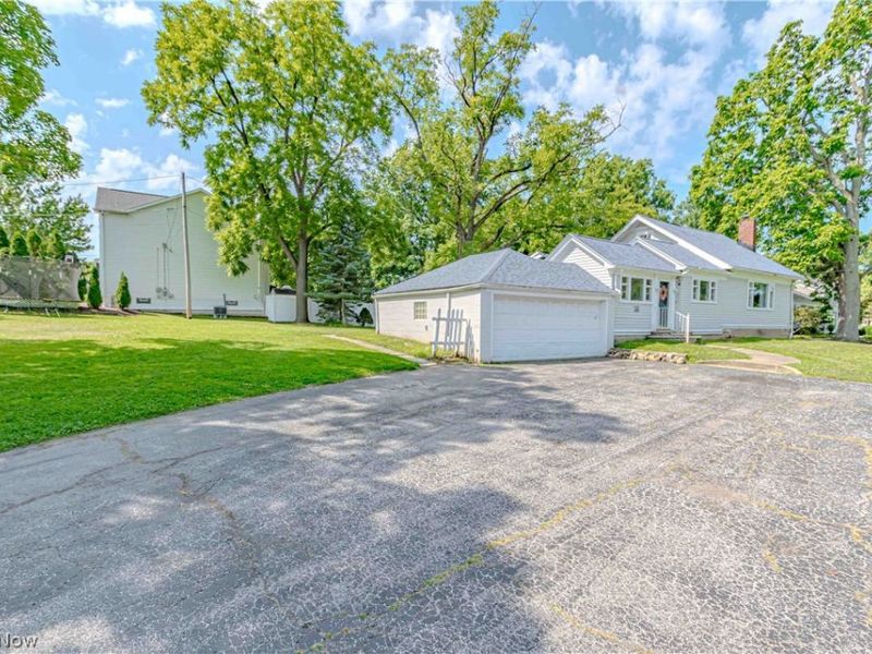 1684 Graham Road, Silver Lake, OH 44224 Photo 2