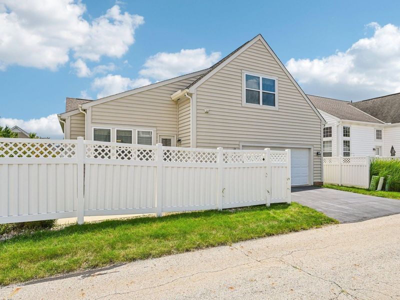 769 Woodbend Drive, Unit 255, Westerville, OH 43082 Photo 10
