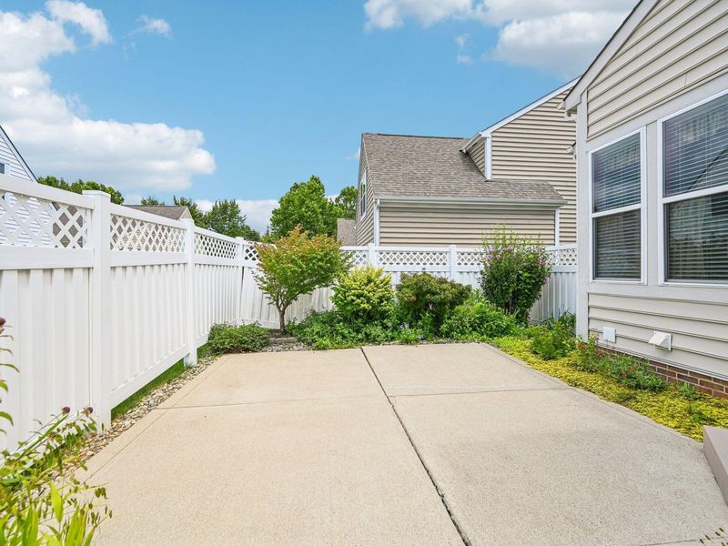 769 Woodbend Drive, Unit 255, Westerville, OH 43082 Photo 29