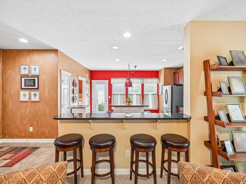 769 Woodbend Drive, Unit 255, Westerville, OH 43082 Photo 3
