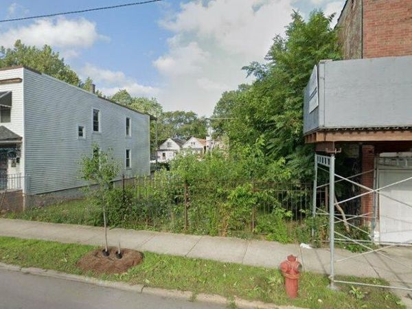 6932 S Racine Avenue , Chicago, IL 60636