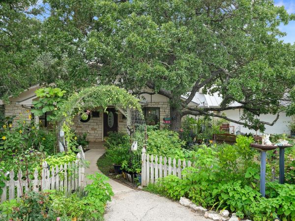 3413 Fm 1185, Lockhart, TX 78644
