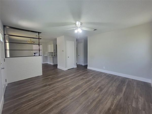 829 E Mustang Street , Crowley, TX 76036