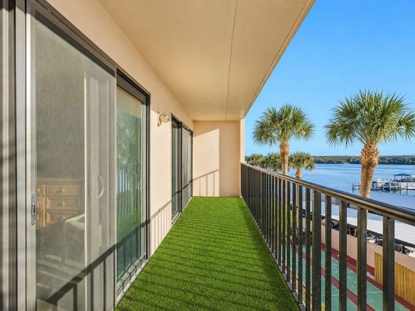 51 ISLAND WAY, Unit 311, CLEARWATER BEACH, FL 33767