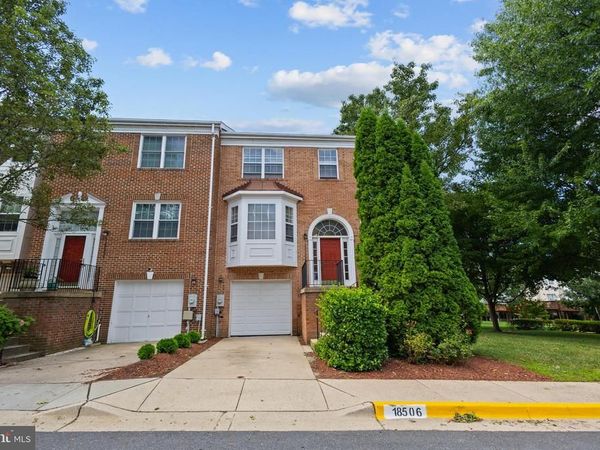 18506 CARRIAGE WALK CIRCLE , GAITHERSBURG, MD 20879