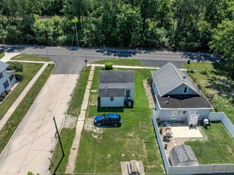 1017 E State Street, Port Clinton, OH 43452 Photo 12