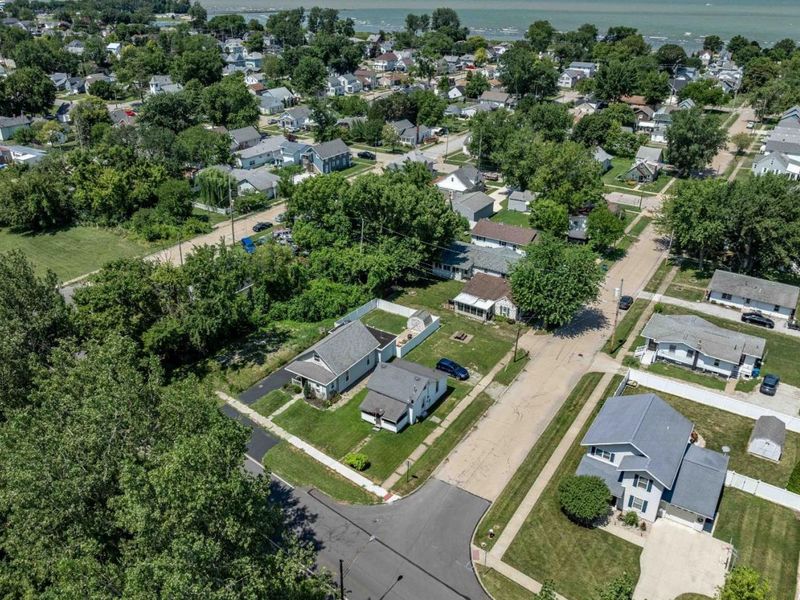1017 E State Street, Port Clinton, OH 43452 Photo 30