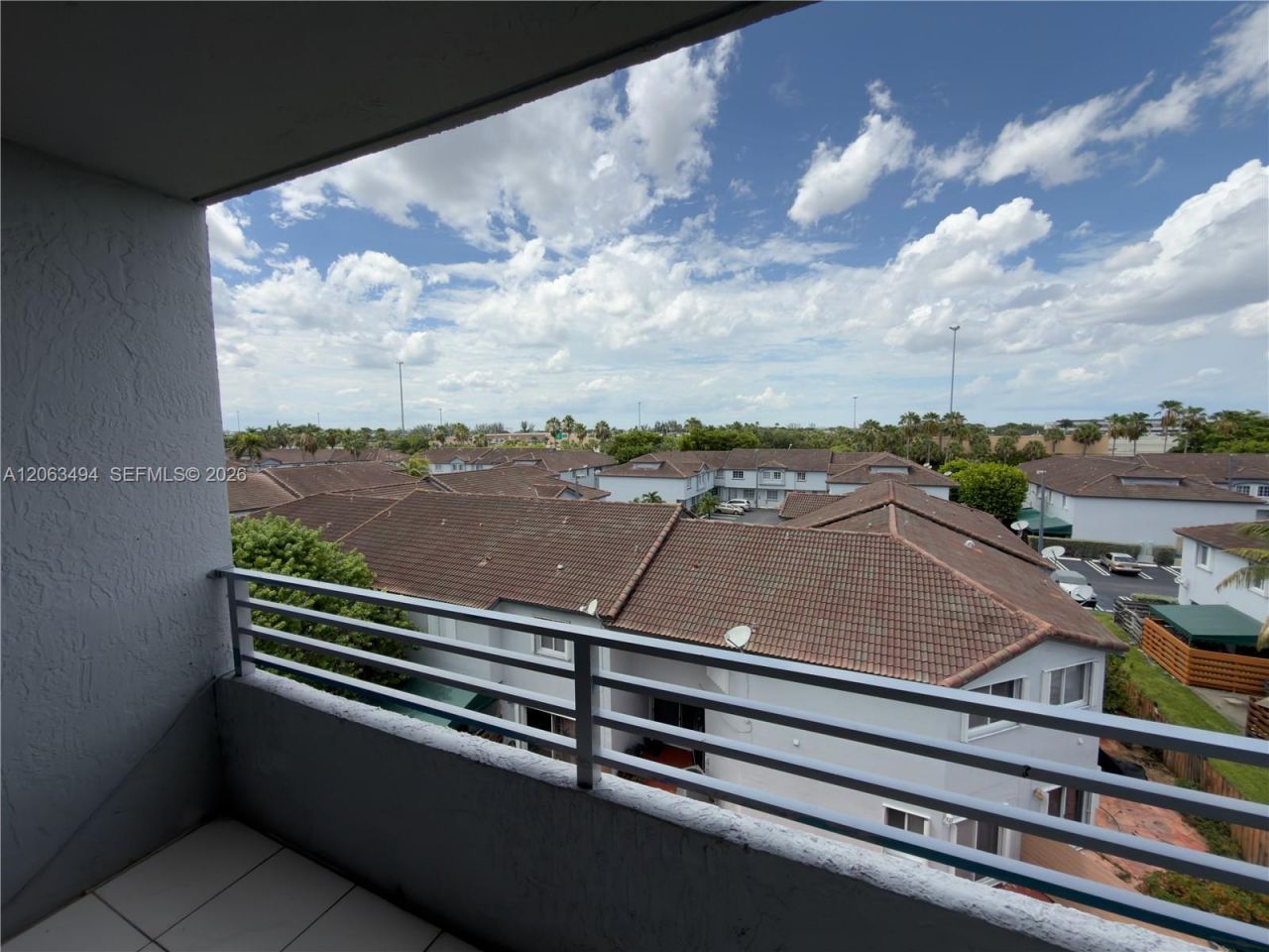 8231 NW 8th St , Unit 2-504, Miami, FL 33126 Photo