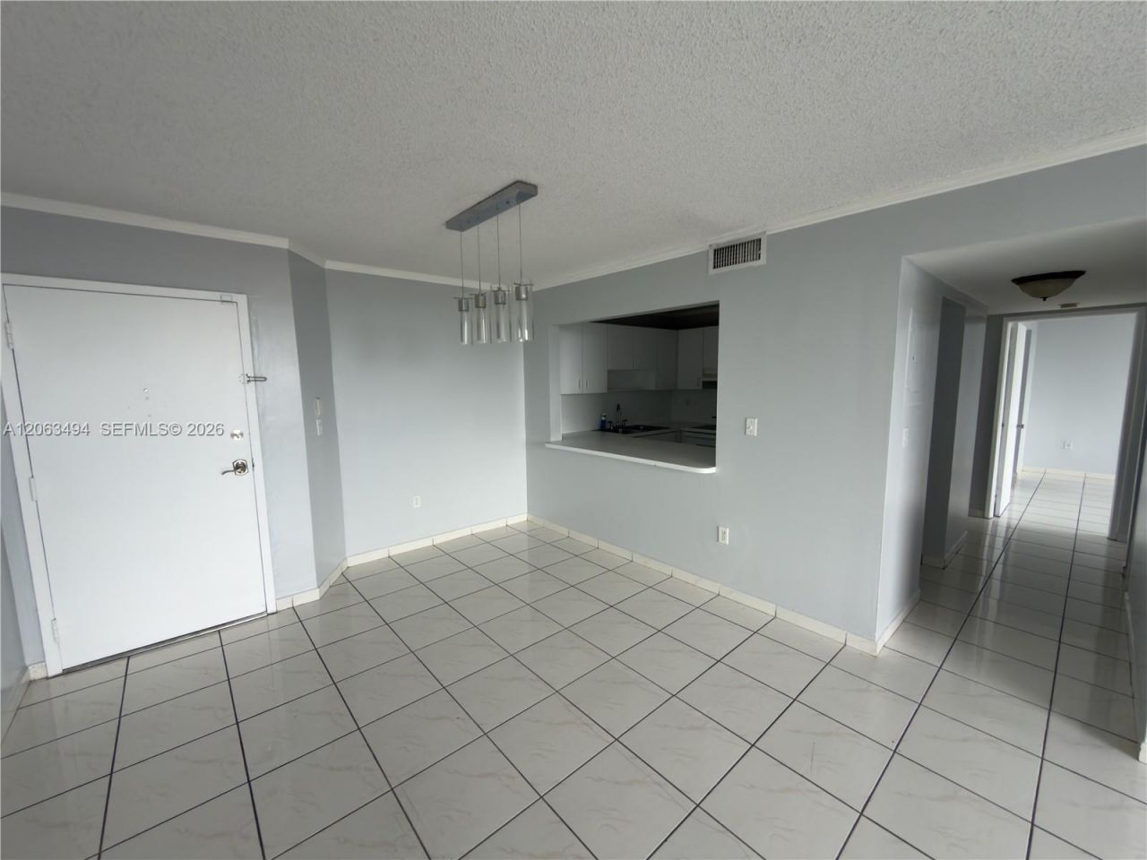 8231 NW 8th St , Unit 2-504, Miami, FL 33126 Photo