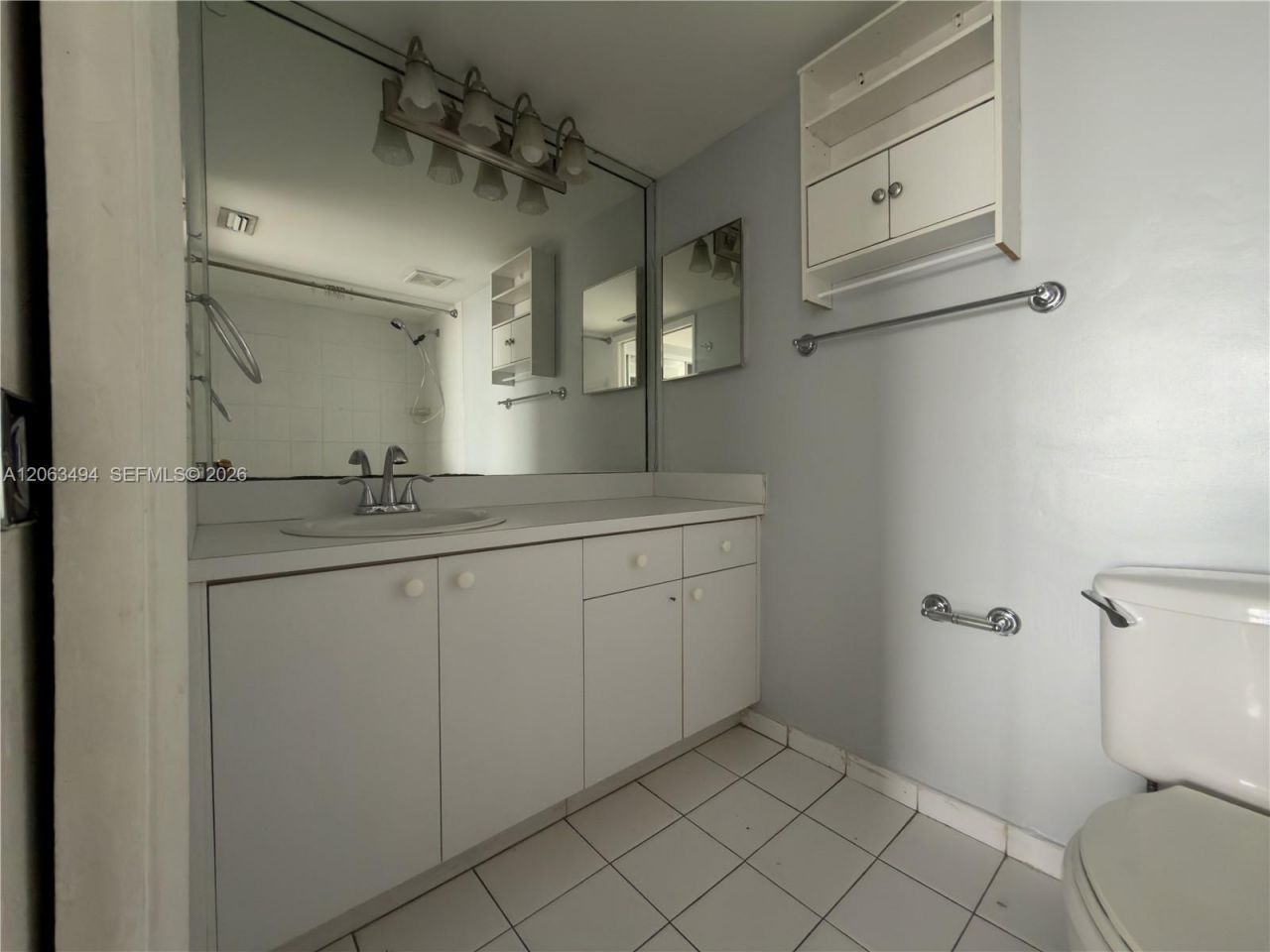 8231 NW 8th St , Unit 2-504, Miami, FL 33126 Photo