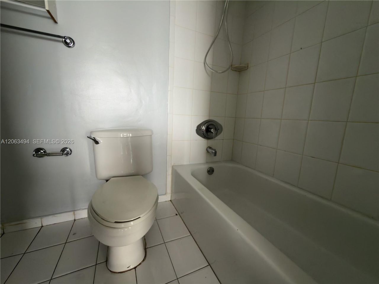 8231 NW 8th St , Unit 2-504, Miami, FL 33126 Photo