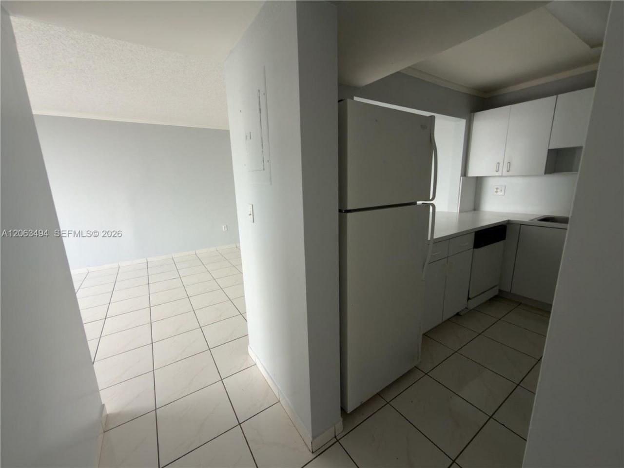 8231 NW 8th St , Unit 2-504, Miami, FL 33126 Photo