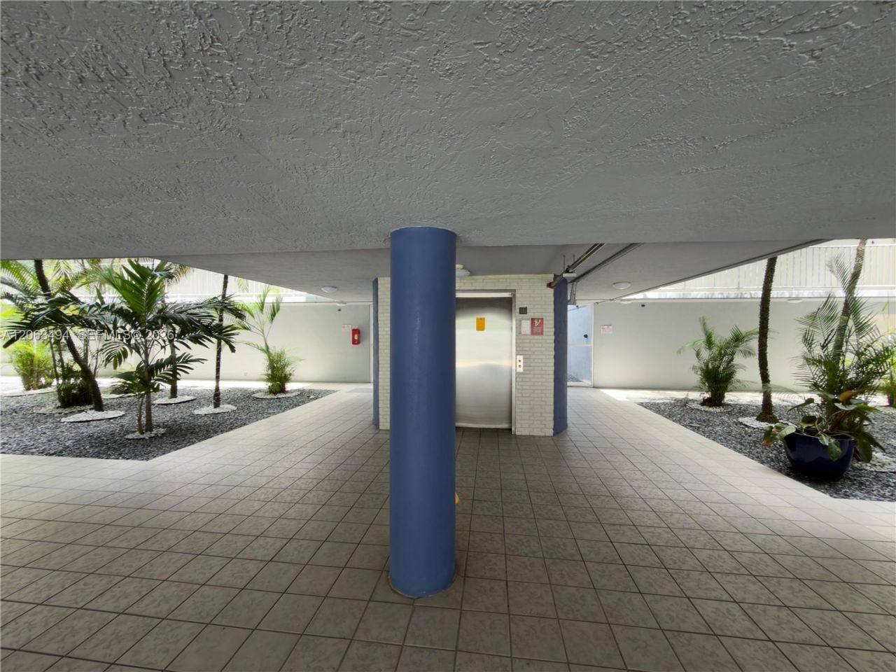 8231 NW 8th St , Unit 2-504, Miami, FL 33126 Photo