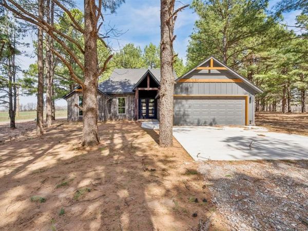 9380 Tallpines Road, Noble, OK 73086