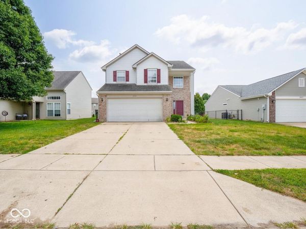 2621 Newaygo Drive , Indianapolis, IN 46217