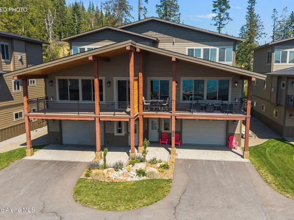 66 Palouse DR, Nordman, ID 83848