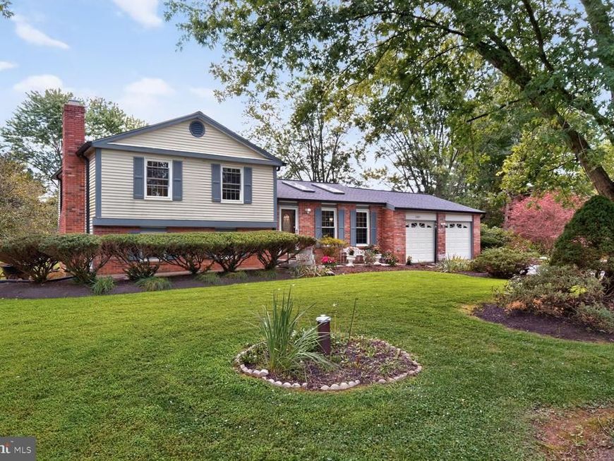 22621 Griffith Drive, Gaithersburg, MD 20882 Main Photo