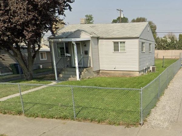 217 E Heroy Ave, Spokane, WA 99207