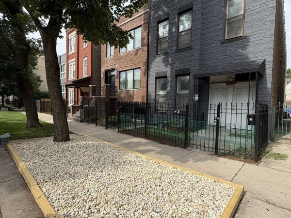 834 N Mozart Street , Unit 2R, Chicago, IL 60622