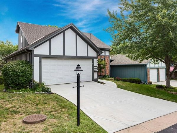 7219 MASTIN Street, Merriam, KS 66203