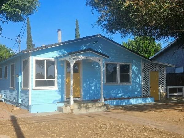 641 N Main Avenue, Fallbrook, CA 92028