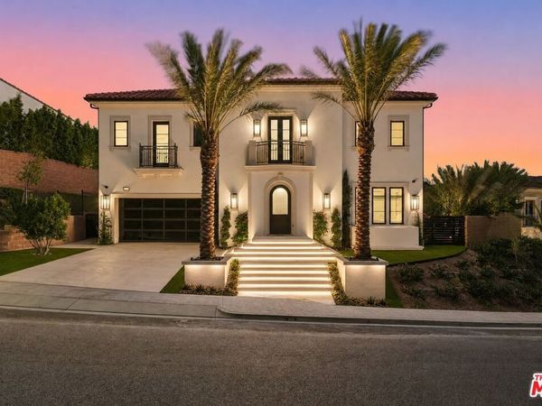 20448 W Liverpool Way, Porter Ranch, CA 91326