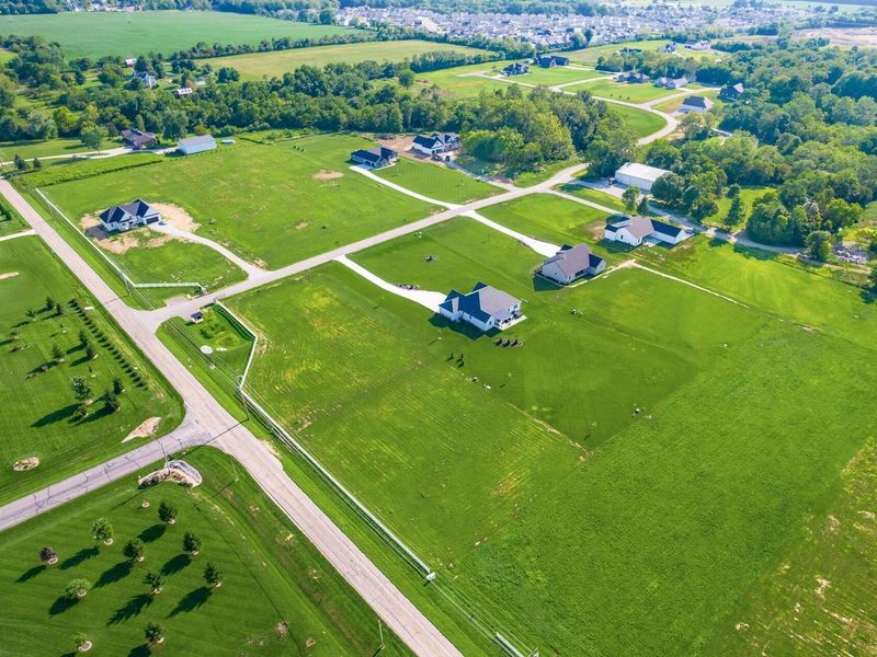 215 Jonathan Trail, Canal Winchester, OH 43110 Photo 6
