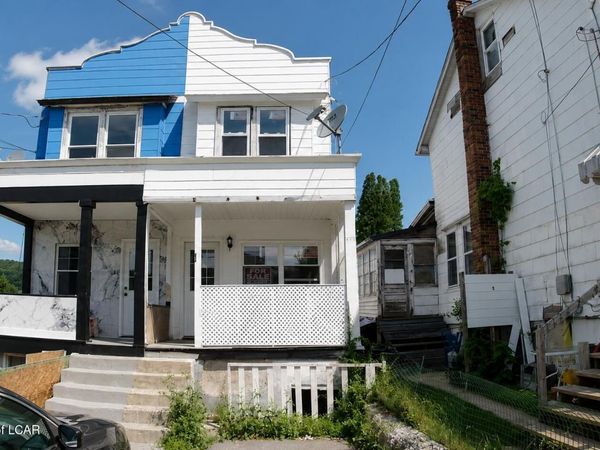 11 E Ruddle Street, Coaldale, PA 18218