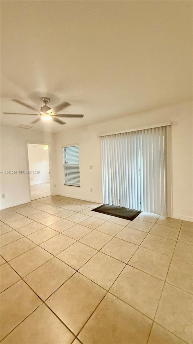 1018 Foster Rd, Hallandale Beach, FL 33009 Photo