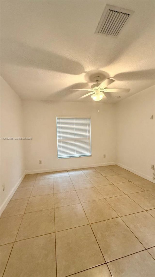 1018 Foster Rd, Hallandale Beach, FL 33009 Photo