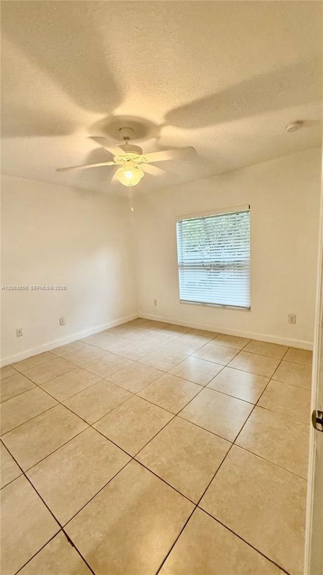1018 Foster Rd, Hallandale Beach, FL 33009 Photo